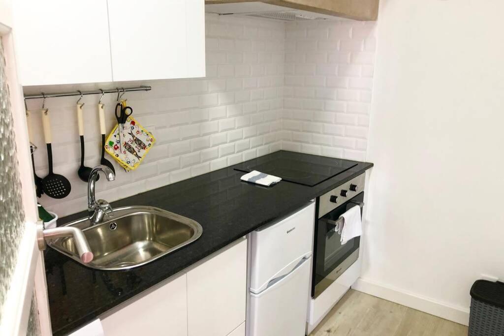 32 Top - Center Of Lisbon Duplex Apartment, Barrio Alto Eksteriør bilde